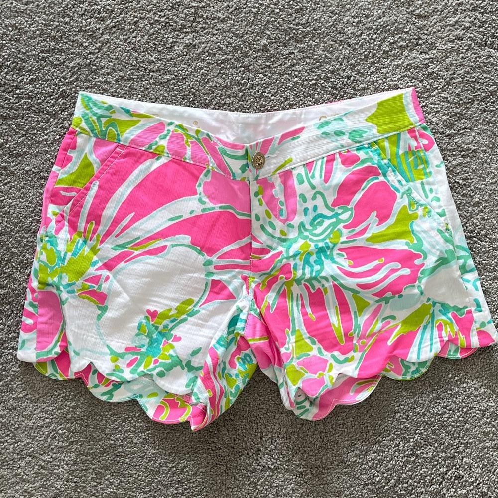 Lilly Pulitzer Butter Cup Shorts